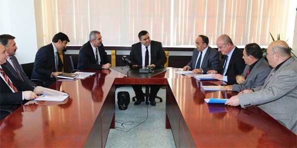 Toplu sözleşme tatlı sözle başladı