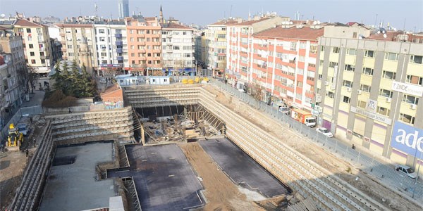 Büyükşehir'den Konevi Meydanı ve katlı otoparkı