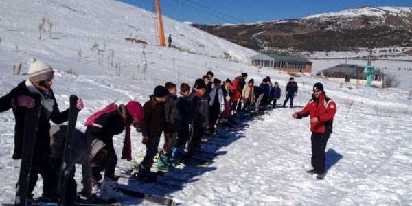 Kayak temel eğitimi başladı