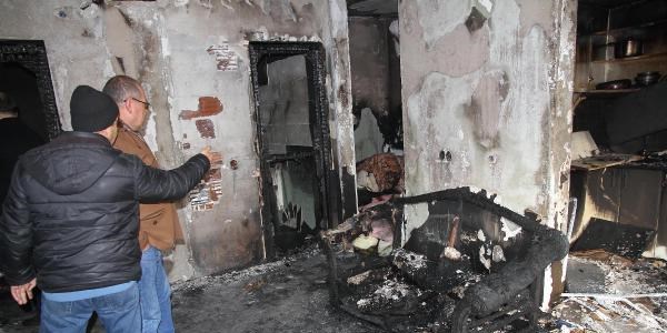 Balıkesir TOKİ'de yangın: 1 ölü, 2 yaralı