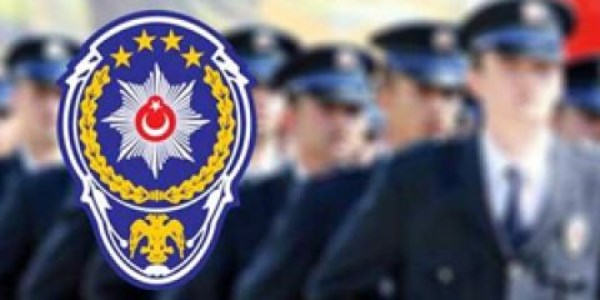 Üç bin polise facebook sorgusu