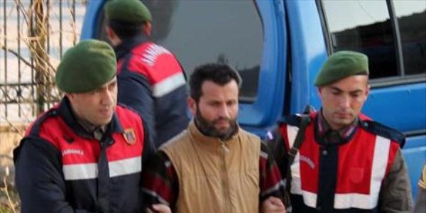 Köylüleri elektriksiz bırakan kablo hırsızları tutuklandı