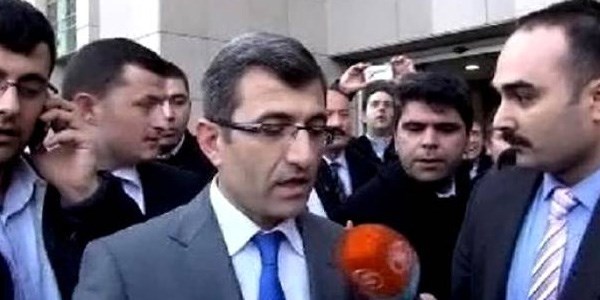 Belgelere el sürmeden 41 gözaltı kararı aldı iddiası