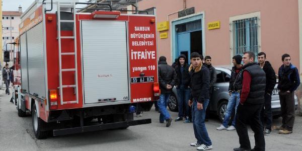 Ders sırasında oksijen tüpü patladı