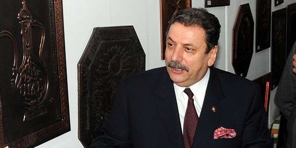 Hadi Salihoğlu bombalı saldırıda yaralanmıştı