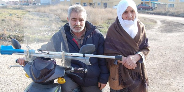 Öztürk ailesi, Suriye'ye giden kızları ve torunları için endişeli