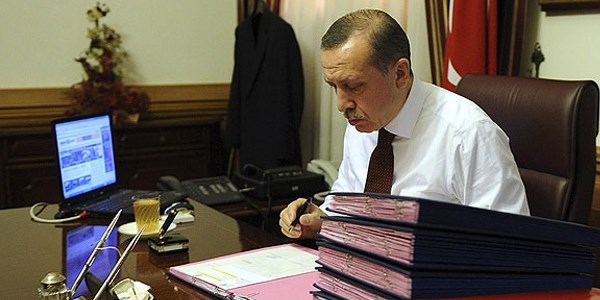 Ak Parti'de adayların yarısı belirlendi