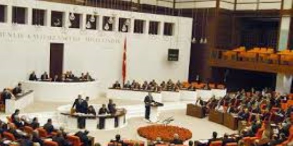 Meclis, HSYK teklifini görüşecek