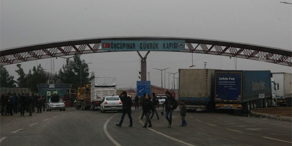 Suriye'ye açılan sınır kapıları kapatıldı