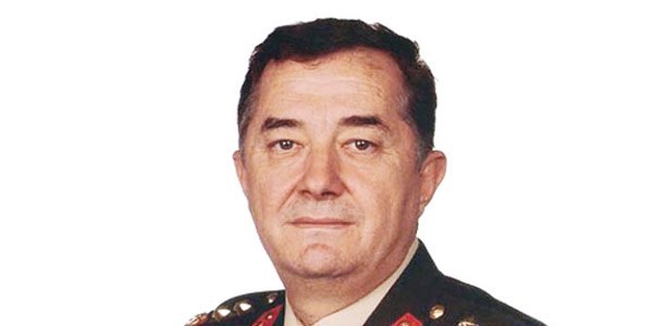 Tümgeneral Durusoy, af için Gül'e başvurdu