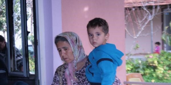 Kibritle oyun yangın çıkardı