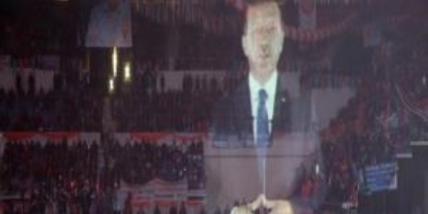 Erdoğan tanıtım toplantısına üç boyutlu katıldı