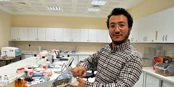 Türk doktorlardan yüz felci tedavisinde önemli adım