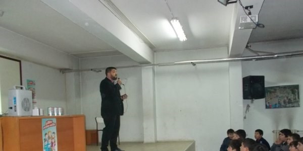 İmam Hatip Öğrencileri yetimlere destek verdi