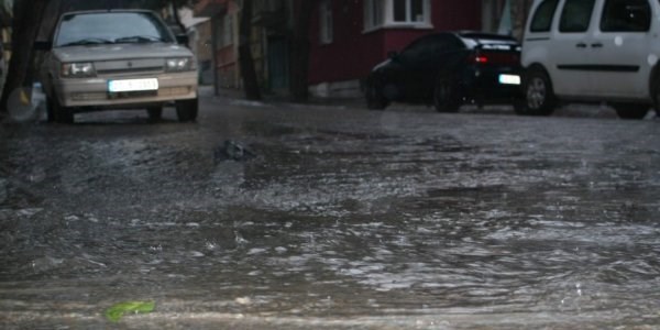 Meteoroloji'den bu iller için kuvvetli yağış uyarısı