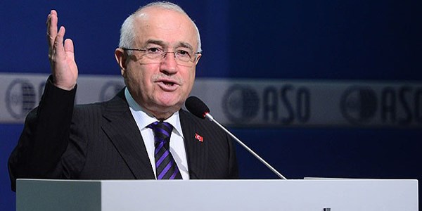 4 eski bakanın fezlekesi savcılığa iade edildi