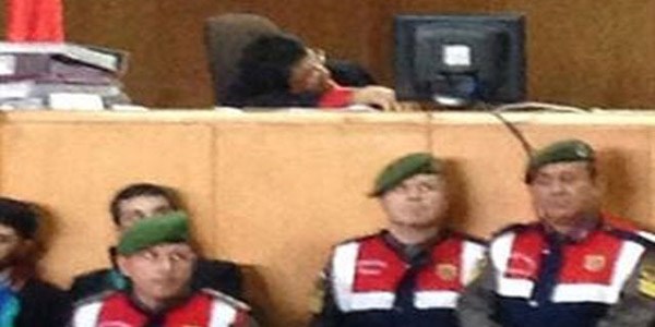 HSYK'dan uyuyan hakimlere soruşturma