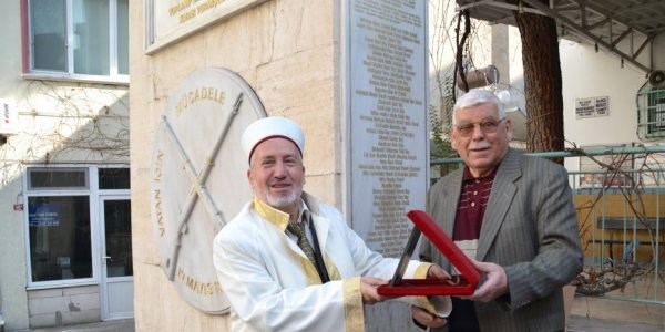 Atatürk'ün Hutbesi ile imamlığa veda etti