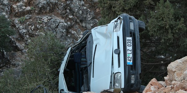 Mut'ta trafik kazas: 2 l, 6 yaral