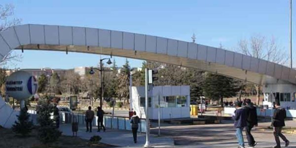 Öğrencilerden sonra öğretim görevlileri de fişlenmiş