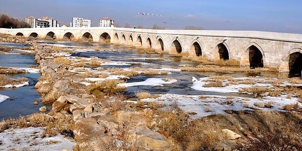 Barajların doluluk oranı yüzde 30'a düştü