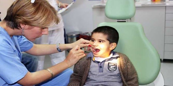 10 milyon çocuk diş taramasından geçecek