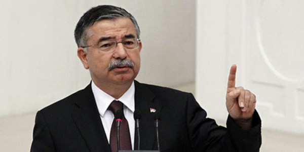 Bakan Yılmaz istifa eden pilotlar için konuştu