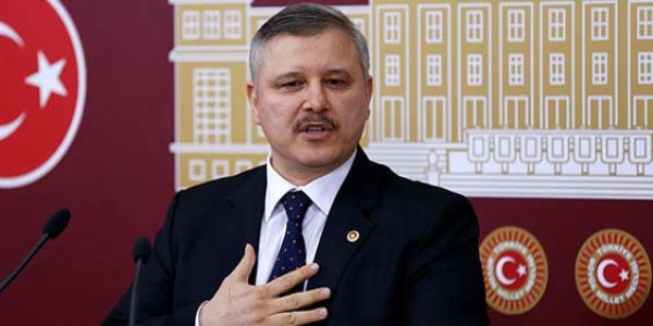 THY'den uçak içinde kriz çıkaran milletvekili için açıklama