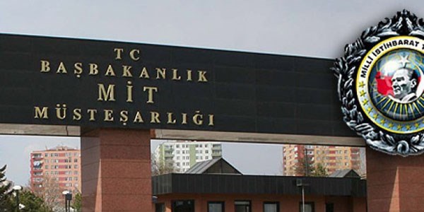MİT'te 3 rötuş