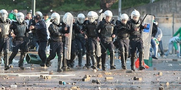 Polislerin tazminatı taraftarlardan isteniyor