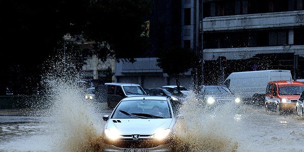 Meteoroloji'den bu iller için kuvvetli yağış uyarısı