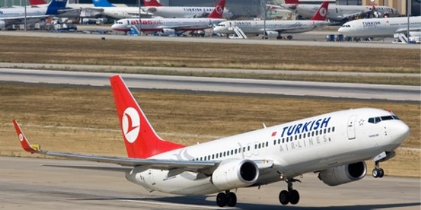 THY uçağı, arıza nedeniyle geri döndü