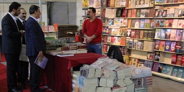 CNR Kitap Fuarı'na ziyaretçi ilgisi