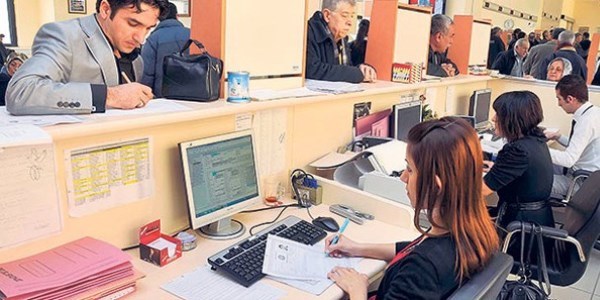 Türkiye kamu maliyesinde devleri geride bıraktı