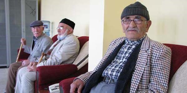 Yaşlı bakım hizmetinde yeni dönem