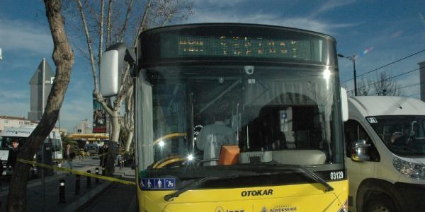 Üniversite öğrencisi kız otobüste kurşunlandı