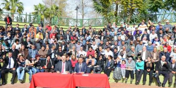 CHP Antalya'da 500 istifa