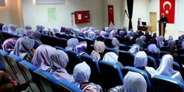 İmam hatip liselerine Arapça hazırlık sınıfı