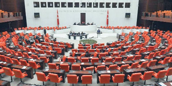 Muhalefetin fezleke için 184 krizi