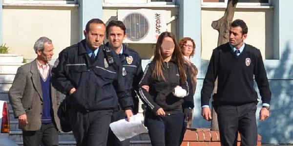Kız öğrencilerin kavgası kanlı bitti