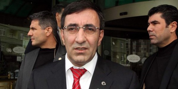 Bakan Yılmaz: İşten çıkarma gibi bir durum yok