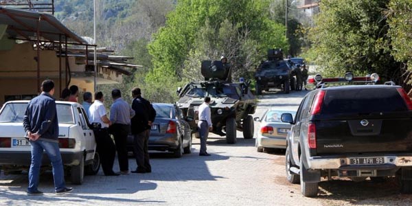 Yayladağı ilçesi kırsalına 3 havan mermisi düştü