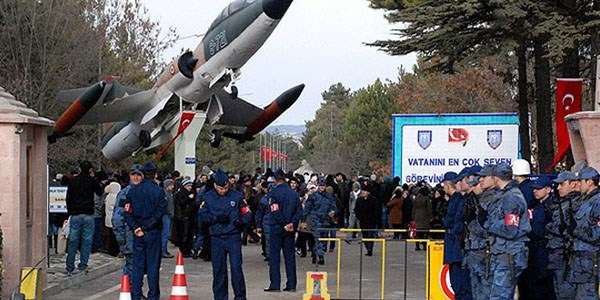 Hava Kuvvetleri 'sözleşmeli er' alımına 5 bin başvuru