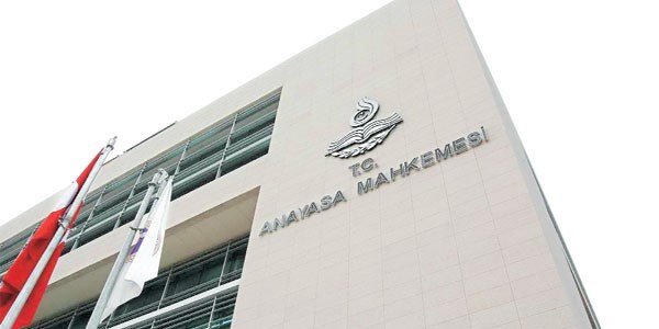 Anayasa Mahkemesi dier mahkemeleri inedi