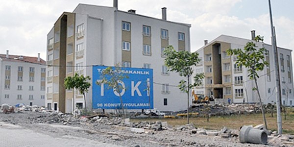 TOKİ'ye 118 milyonluk gecikme cezası