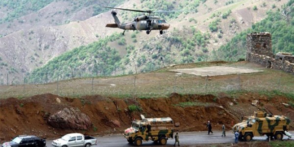 PKK'llar 1'i korucu 3 kiiyi kard