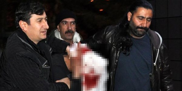 Çocuk yuvasında öğretmeni ve kızını bıçakla rehin aldı
