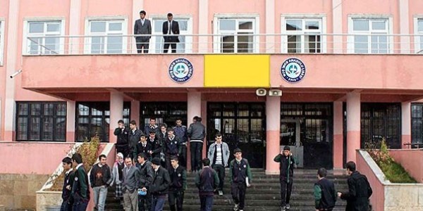 Okul müdürü atanmasında muhtarın görüşü alınacak