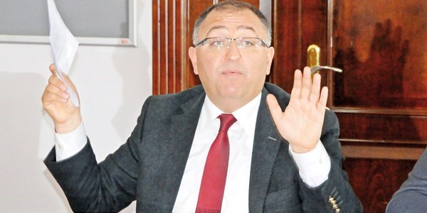 Yalova Belediyesi'nde yemek faturası gerginliği