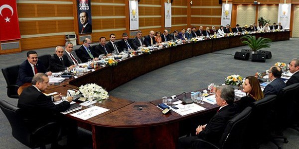 AK Parti'de yeni genel başkan yardımcıları